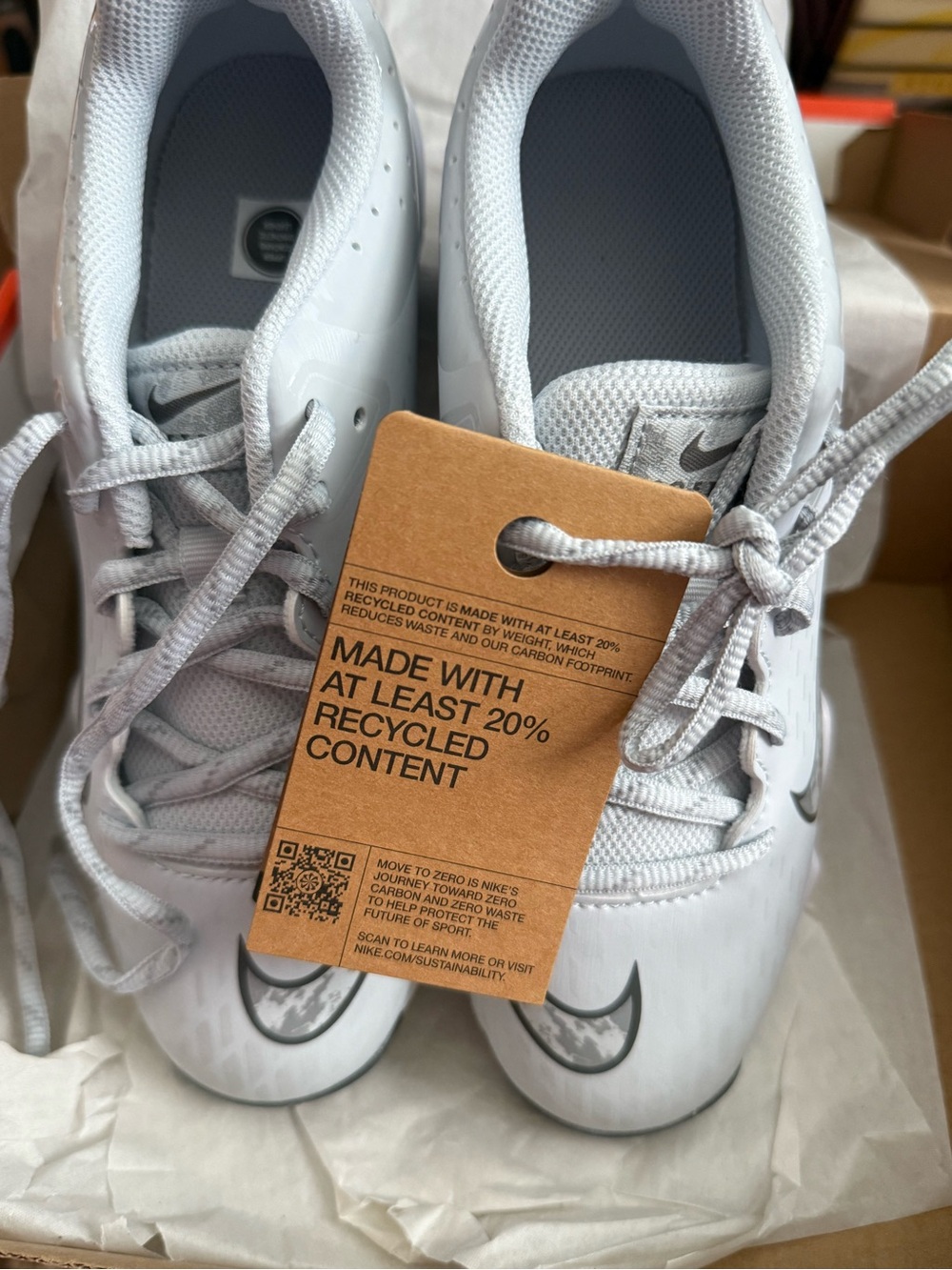 Nike Kids' White/Silver softball cleats